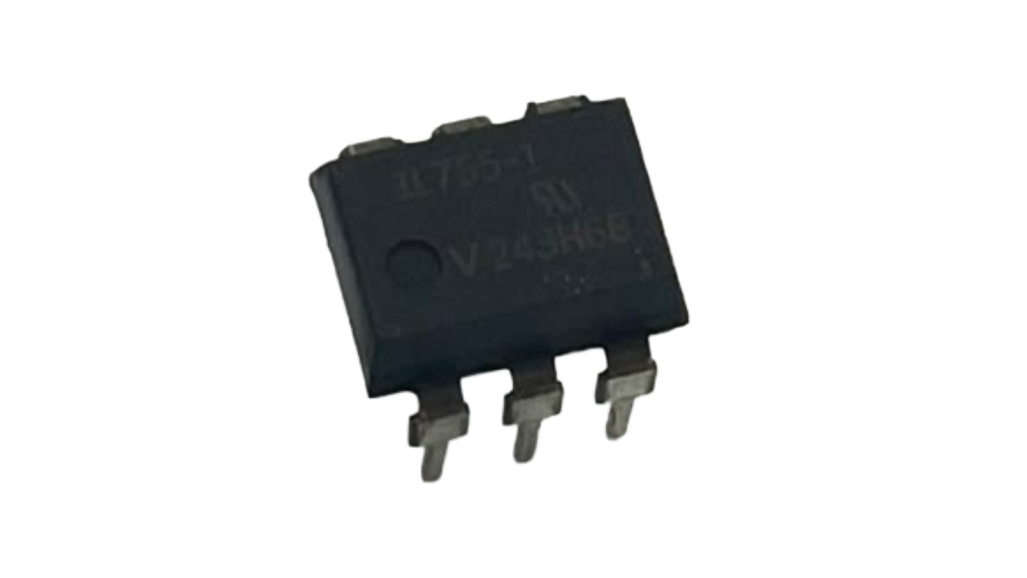 IL755 optocoupler integrated circuit in DIP package